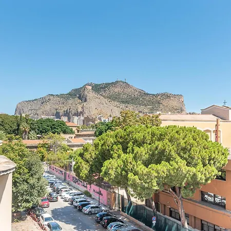Crispi Terrace By Wonderful Italy
